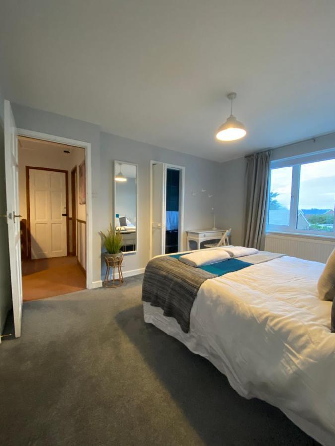 1Min Walk To Beach- Happy Waves- Family Home Camber Bagian luar foto